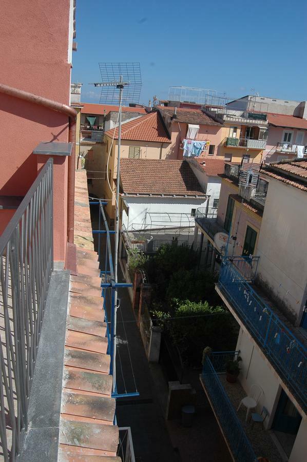 מרינה די קמרוטה B&B Casa Valentone מראה חיצוני תמונה