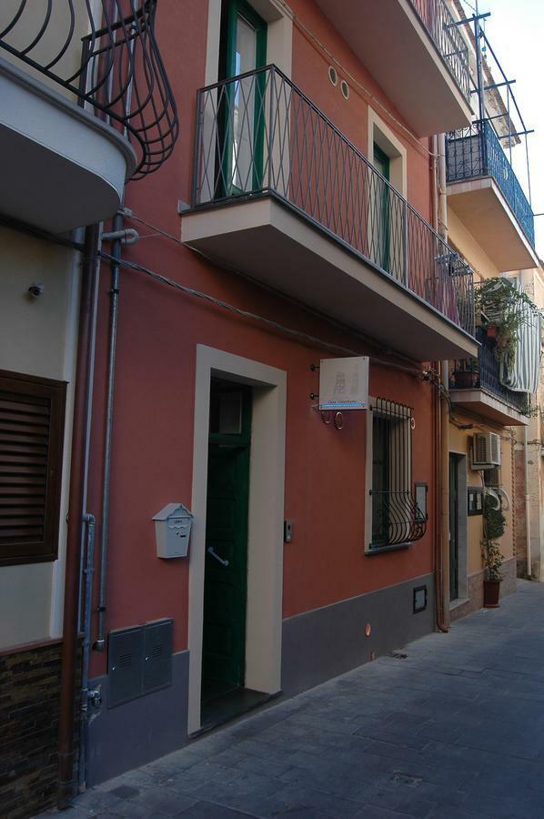 מרינה די קמרוטה B&B Casa Valentone מראה חיצוני תמונה