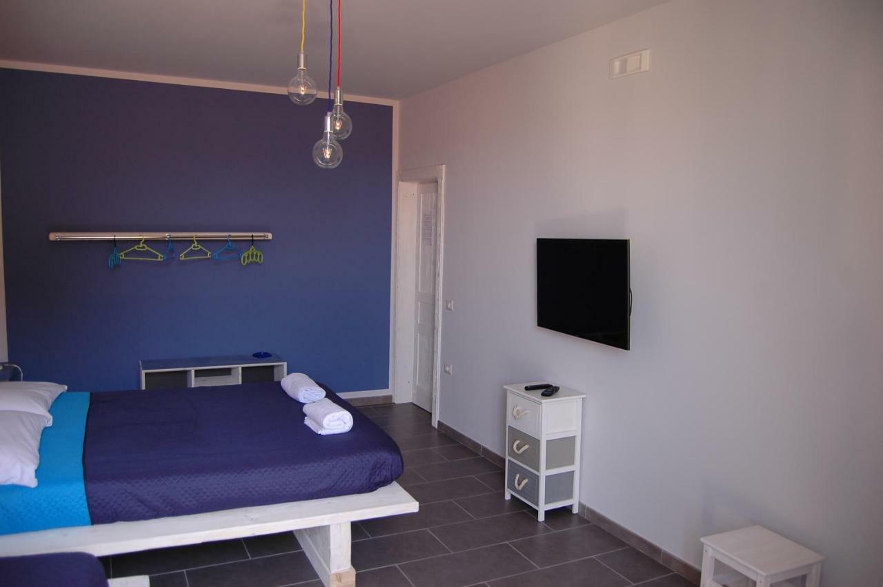 מרינה די קמרוטה B&B Casa Valentone מראה חיצוני תמונה